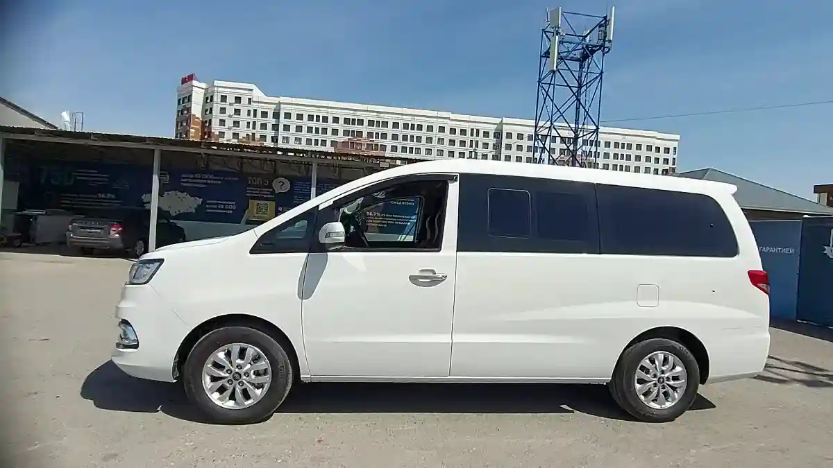 JAC M4 2025 года за 12 000 000 тг. в Шымкент