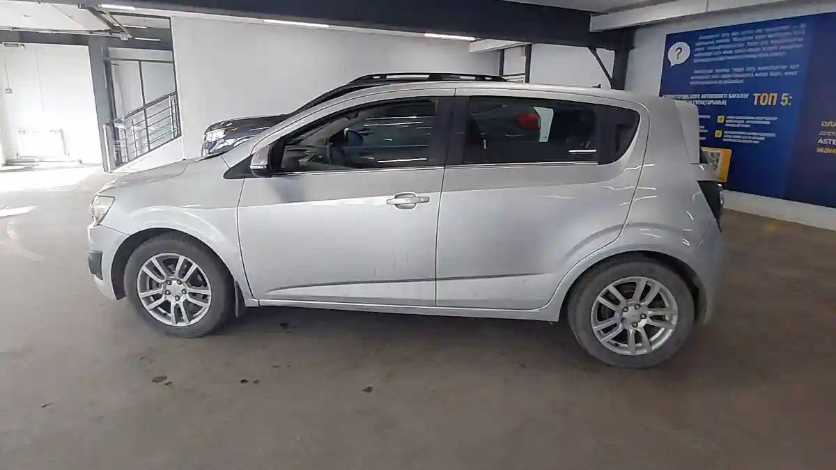 Chevrolet Aveo 2014 года за 3 500 000 тг. в Астана