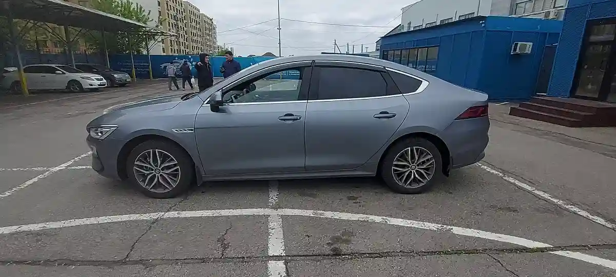 BYD Qin 2024 года за 6 000 000 тг. в Алматы
