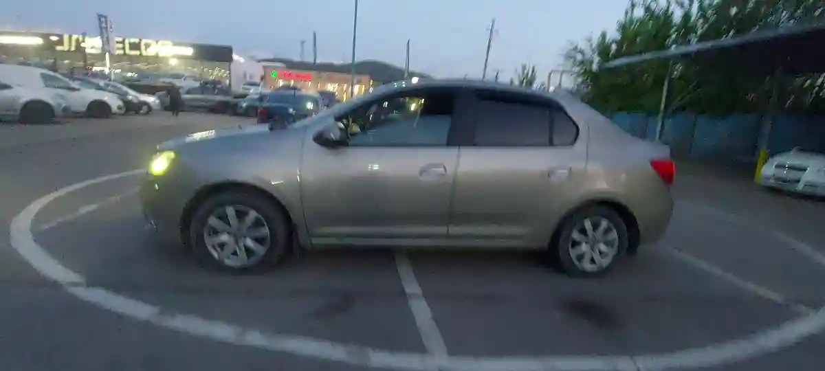 Renault Logan 2015 года за 3 700 000 тг. в Алматы