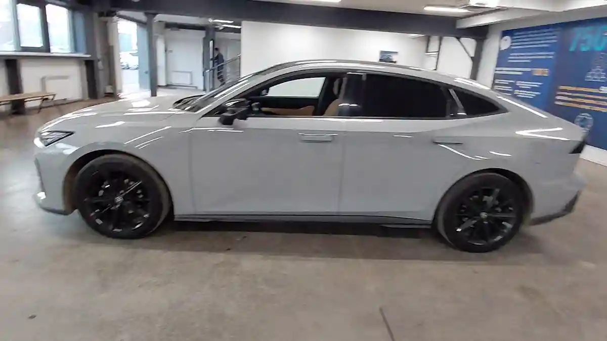 Changan UNI-V 2023 года за 10 000 000 тг. в Астана