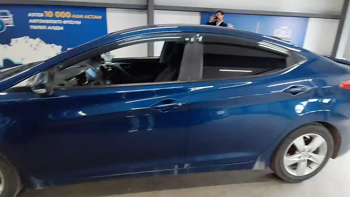 Hyundai Elantra 2012 года за 4 800 000 тг. в Астана
