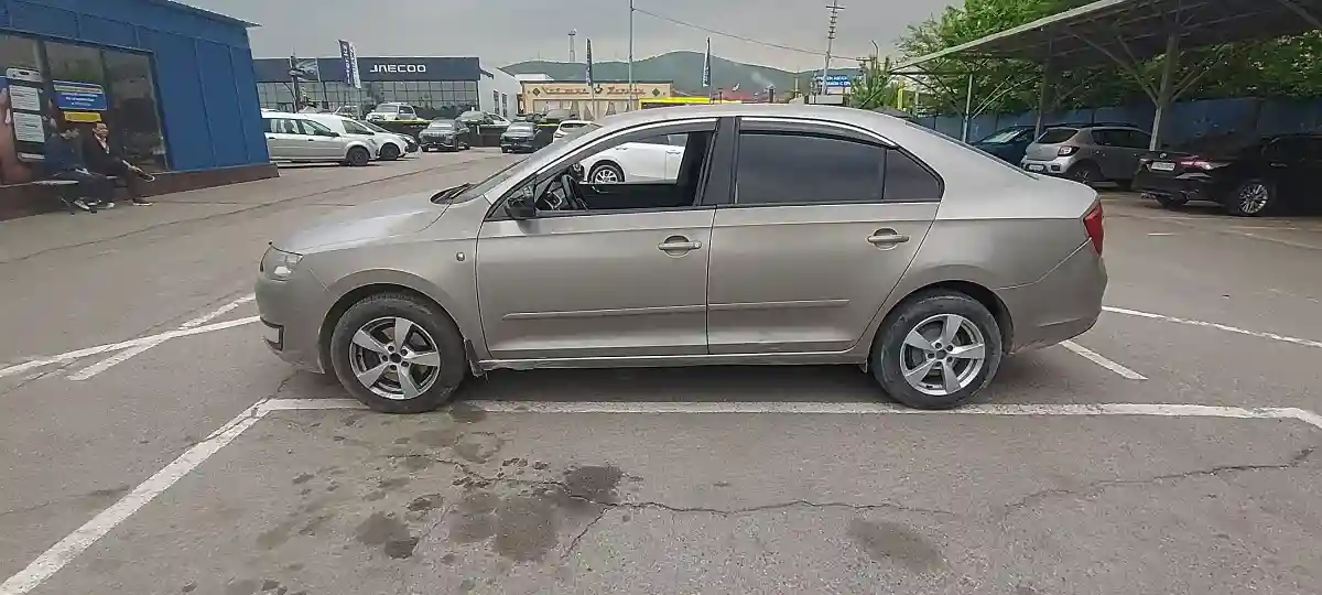 Skoda Rapid 2013 года за 1 800 000 тг. в Алматы