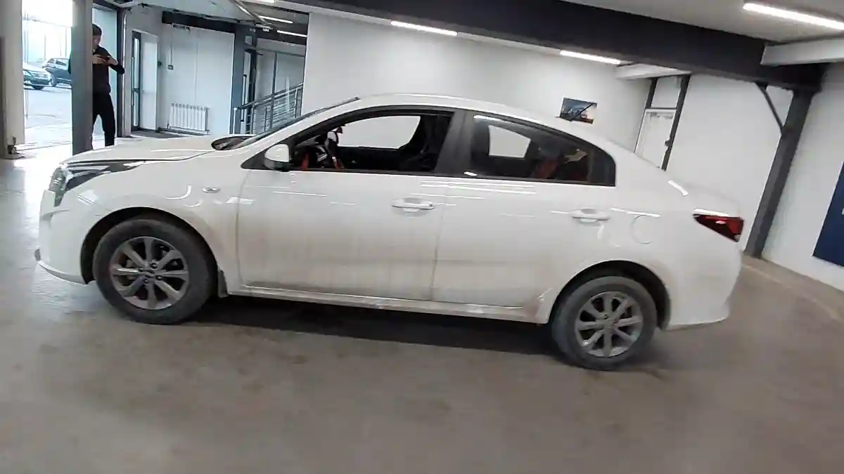 Kia Rio 2021 года за 7 500 000 тг. в Астана