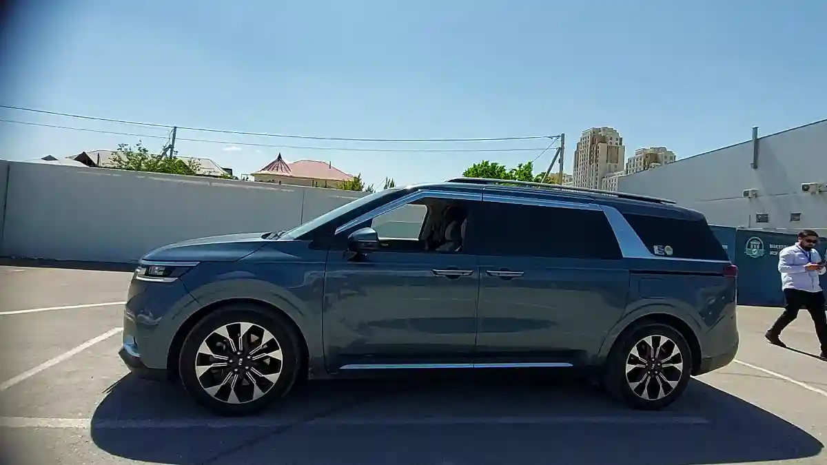 Kia Carnival 2021 года за 16 000 000 тг. в Шымкент