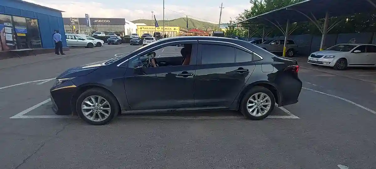 Toyota Corolla 2022 года за 10 000 000 тг. в Алматы