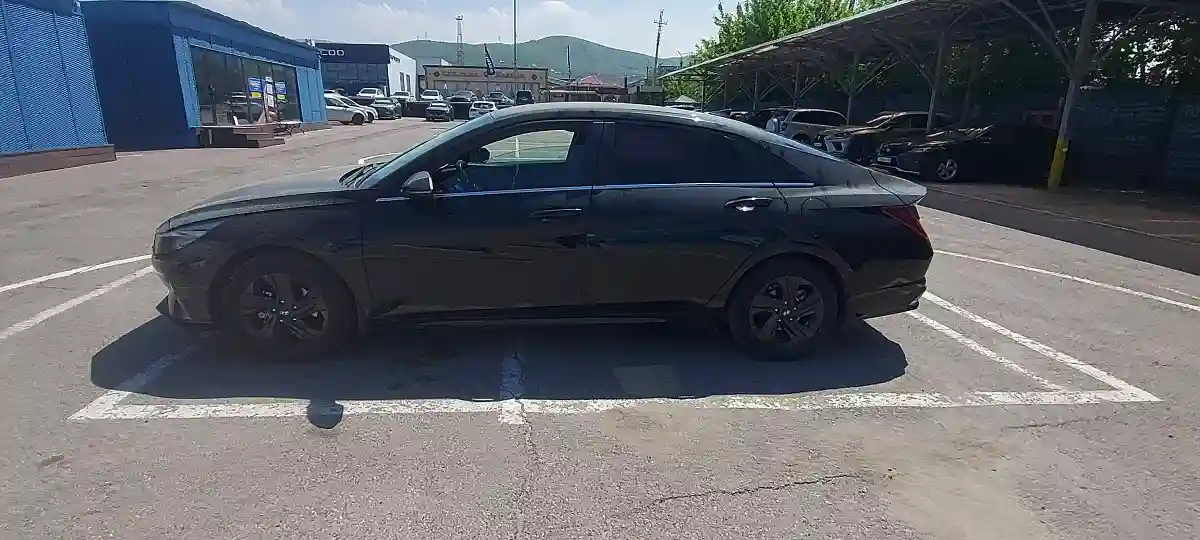 Hyundai Elantra 2021 года за 9 000 000 тг. в Алматы