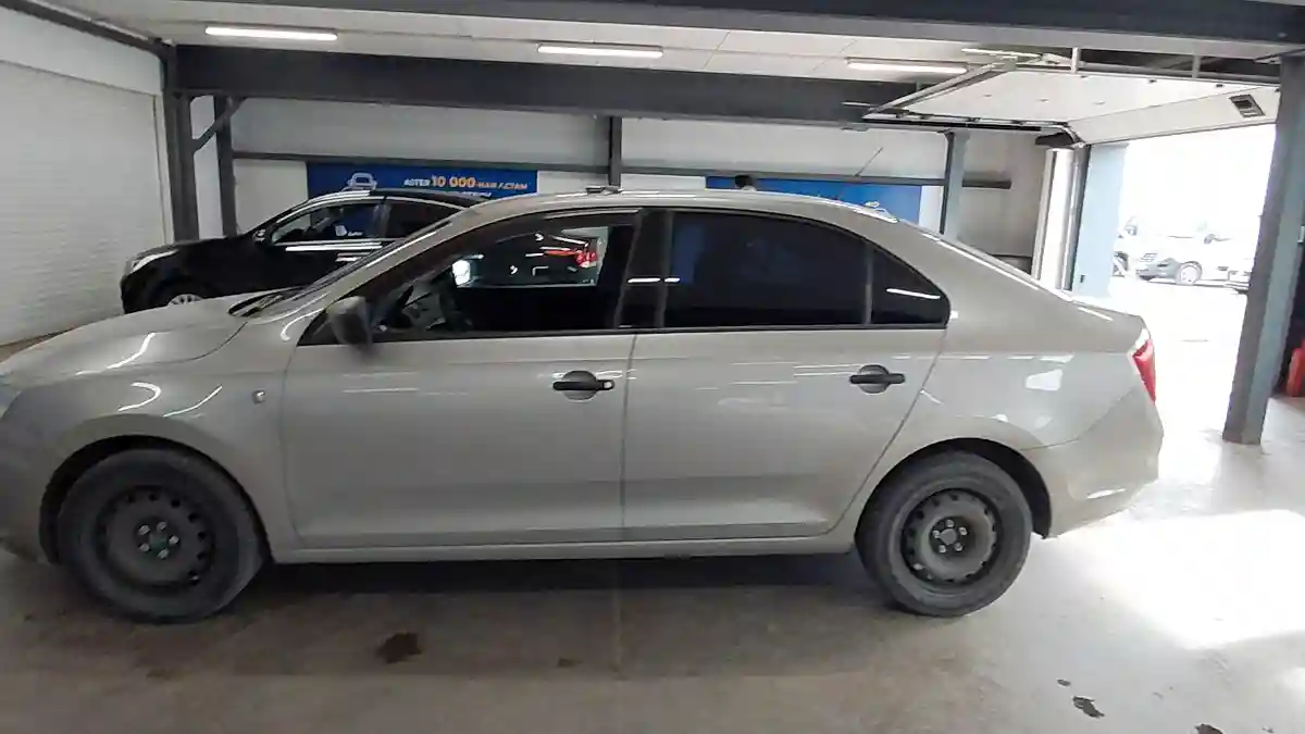 Skoda Rapid 2014 года за 5 000 000 тг. в Астана