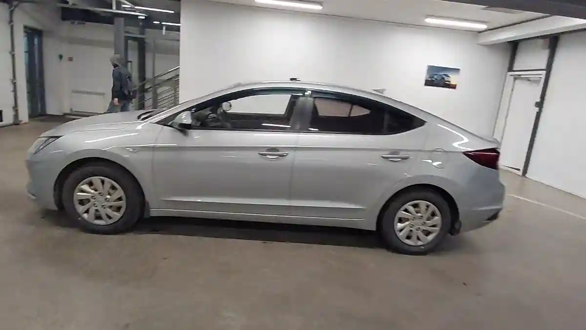 Hyundai Elantra 2020 года за 7 000 000 тг. в Астана