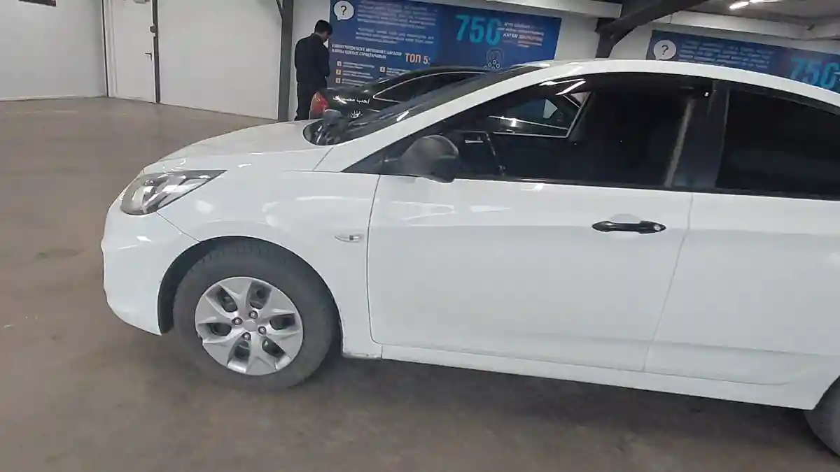 Hyundai Accent 2013 года за 3 800 000 тг. в Астана