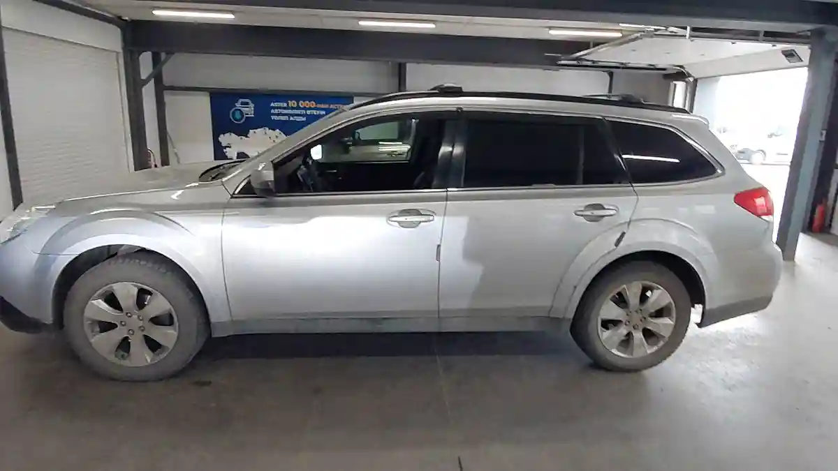 Subaru Outback 2012 года за 7 500 000 тг. в Астана