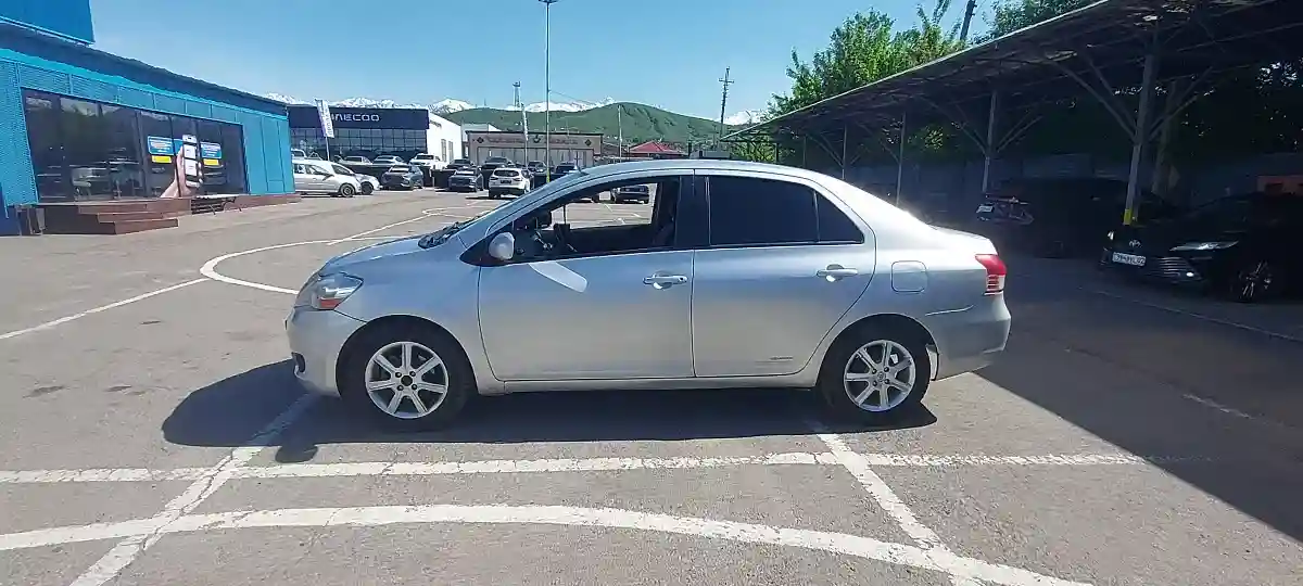 Toyota Yaris 2011 года за 4 150 000 тг. в Алматы