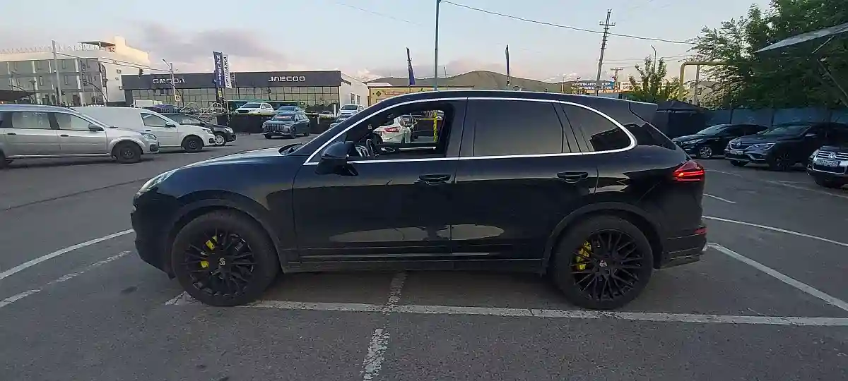 Porsche Cayenne 2014 года за 16 000 000 тг. в Алматы
