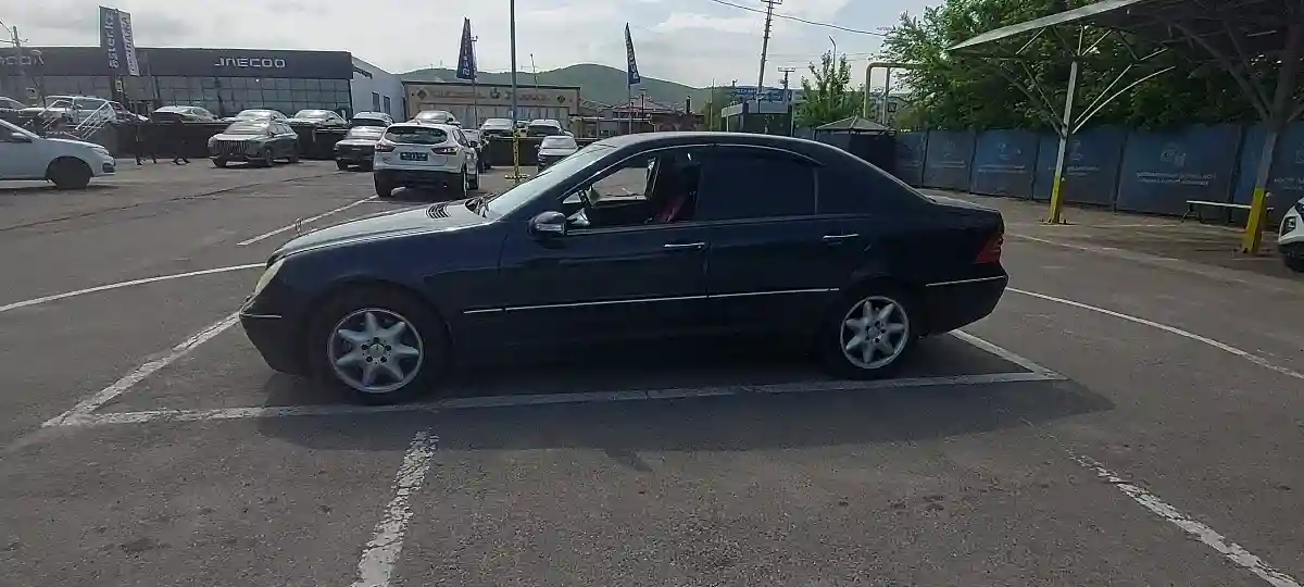 Mercedes-Benz C-Класс 2001 года за 3 000 000 тг. в Алматы