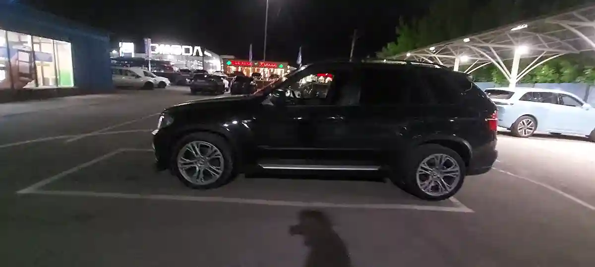 BMW X5 2008 года за 8 000 000 тг. в Алматы