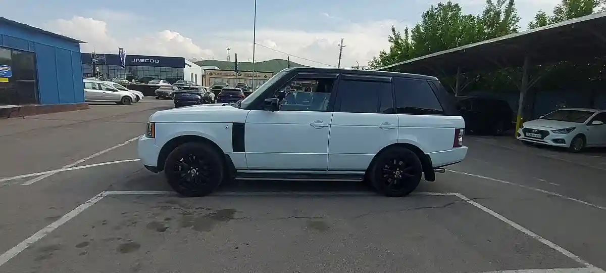 Land Rover Range Rover 2011 года за 11 000 000 тг. в Алматы