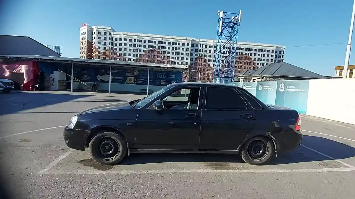 LADA (ВАЗ) Priora 2011 года за 1 000 000 тг. в Шымкент
