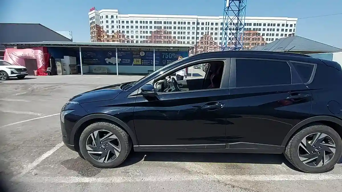 Hyundai Bayon 2023 года за 7 500 000 тг. в Шымкент