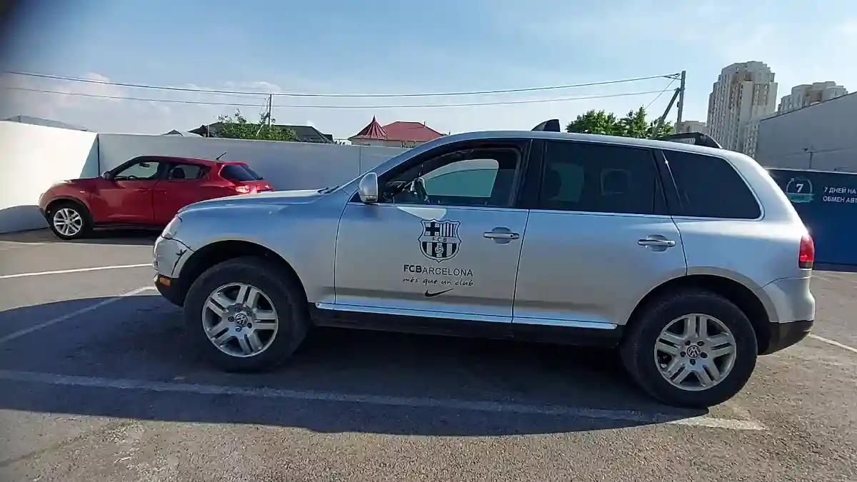 Volkswagen Touareg 2004 года за 3 500 000 тг. в Шымкент
