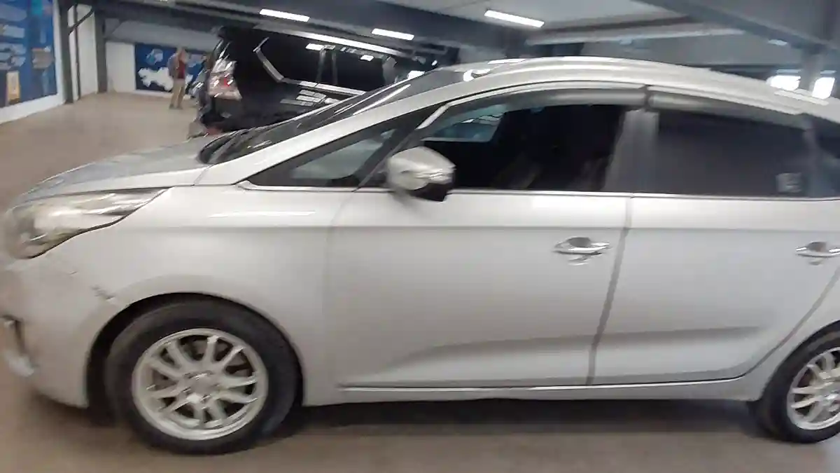 Kia Carens 2013 года за 7 000 000 тг. в Астана