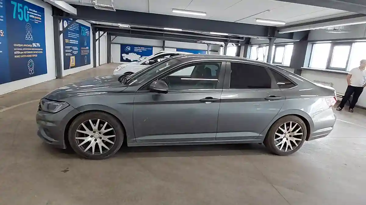 Volkswagen Jetta 2022 года за 9 500 000 тг. в Астана