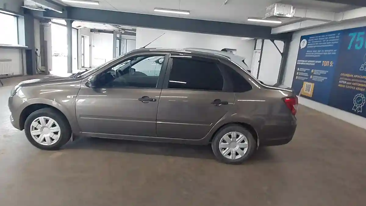 LADA (ВАЗ) Granta 2020 года за 3 600 000 тг. в Астана