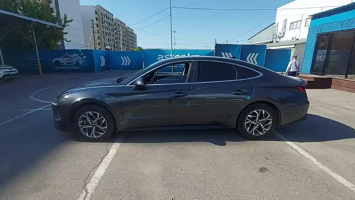 Hyundai Sonata 2022 года за 10 000 000 тг. в Алматы