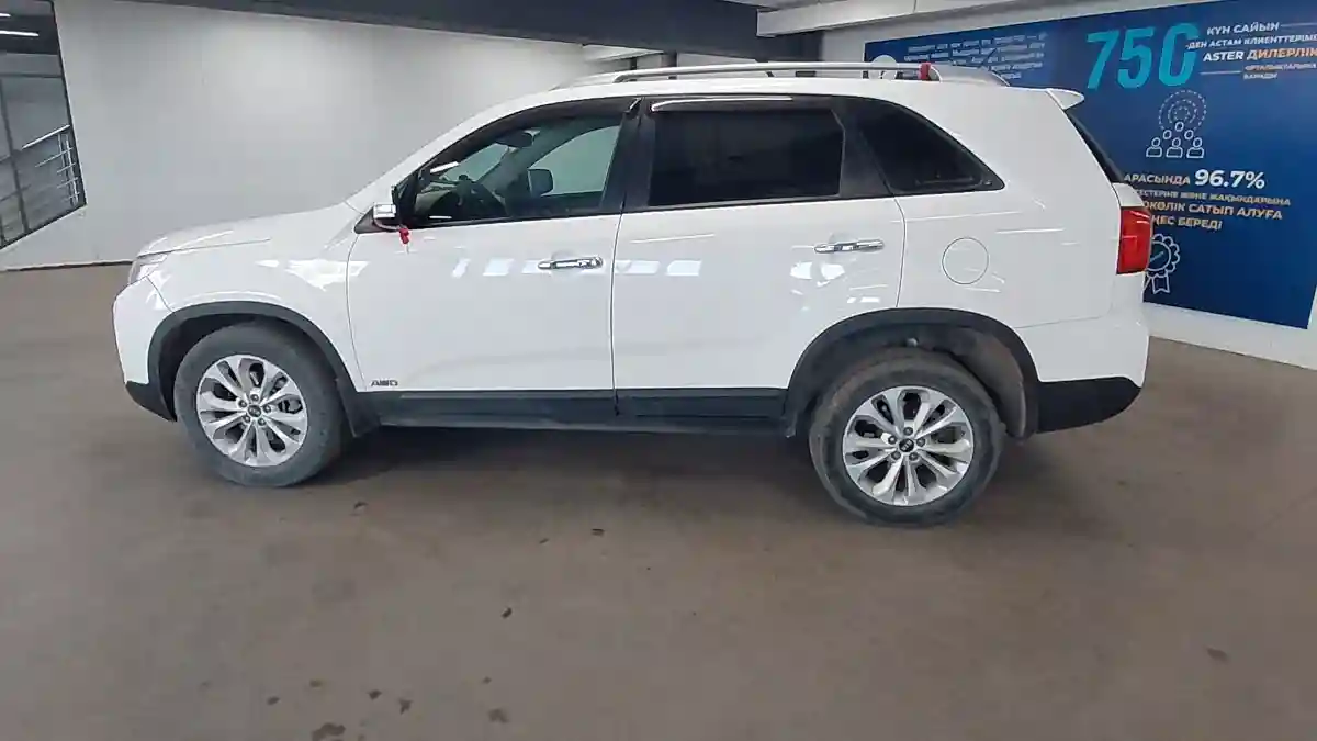Kia Sorento 2014 года за 8 200 000 тг. в Астана