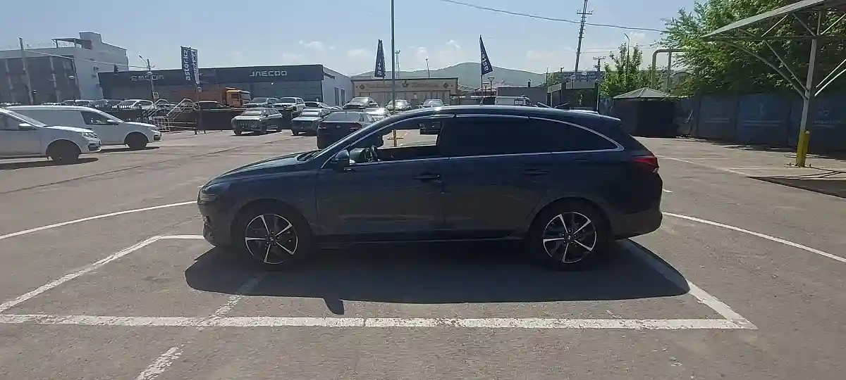 Hyundai i30 2023 года за 7 300 000 тг. в Алматы
