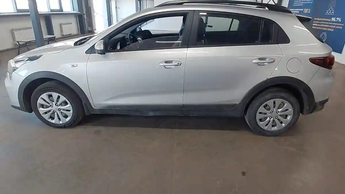 Kia Rio 2021 года за 7 700 000 тг. в Астана
