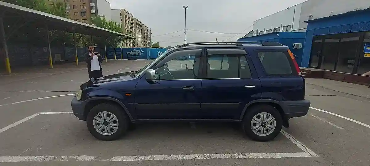 Honda CR-V 1995 года за 2 500 000 тг. в Алматы