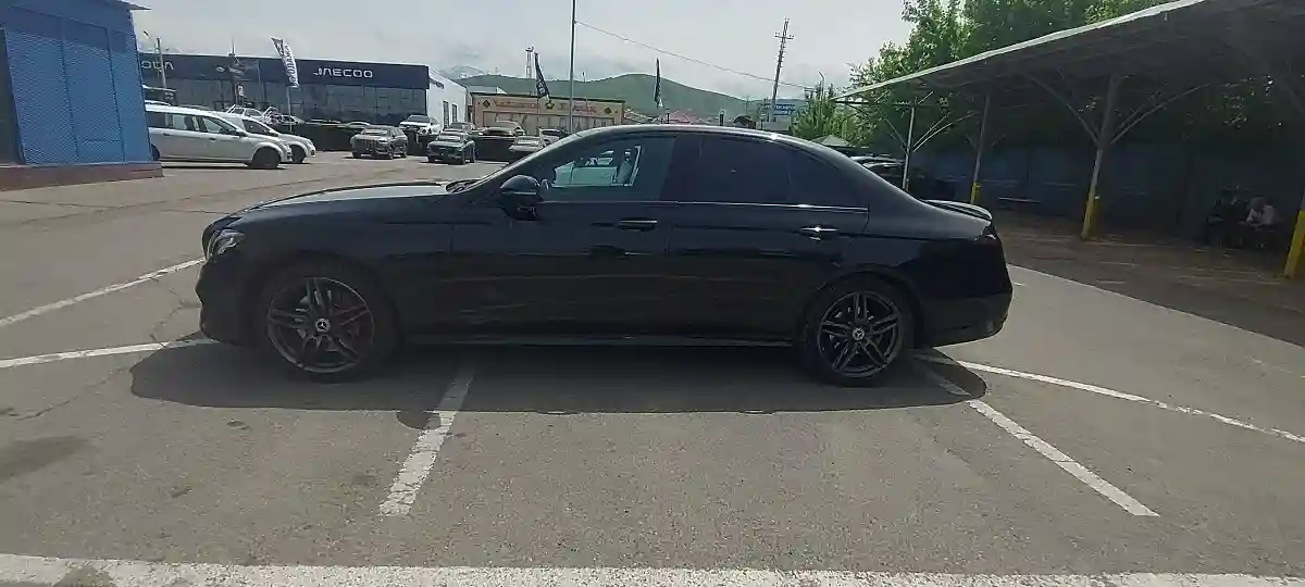 Mercedes-Benz E-Класс 2018 года за 18 000 000 тг. в Алматы