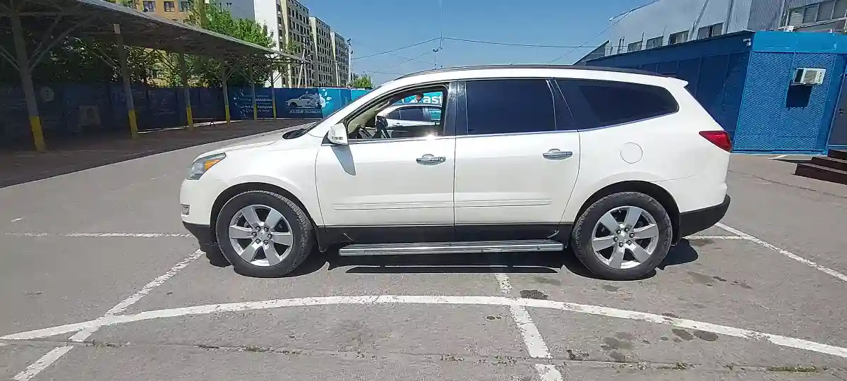 Chevrolet Traverse 2011 года за 7 000 000 тг. в Алматы