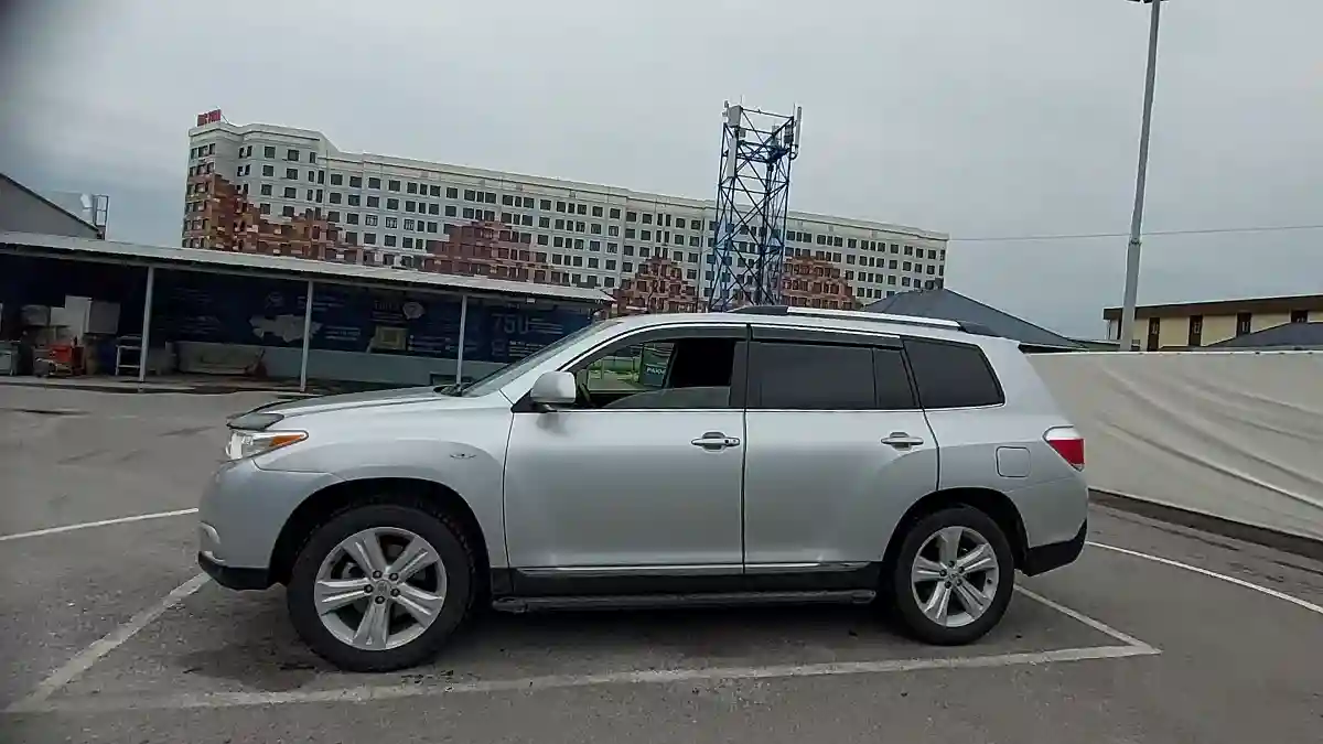 Toyota Highlander 2012 года за 12 000 000 тг. в Шымкент