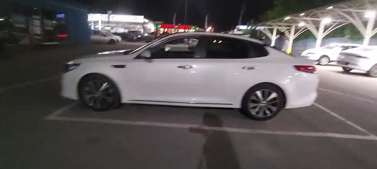 Kia K5 2015 года за 8 500 000 тг. в Алматы