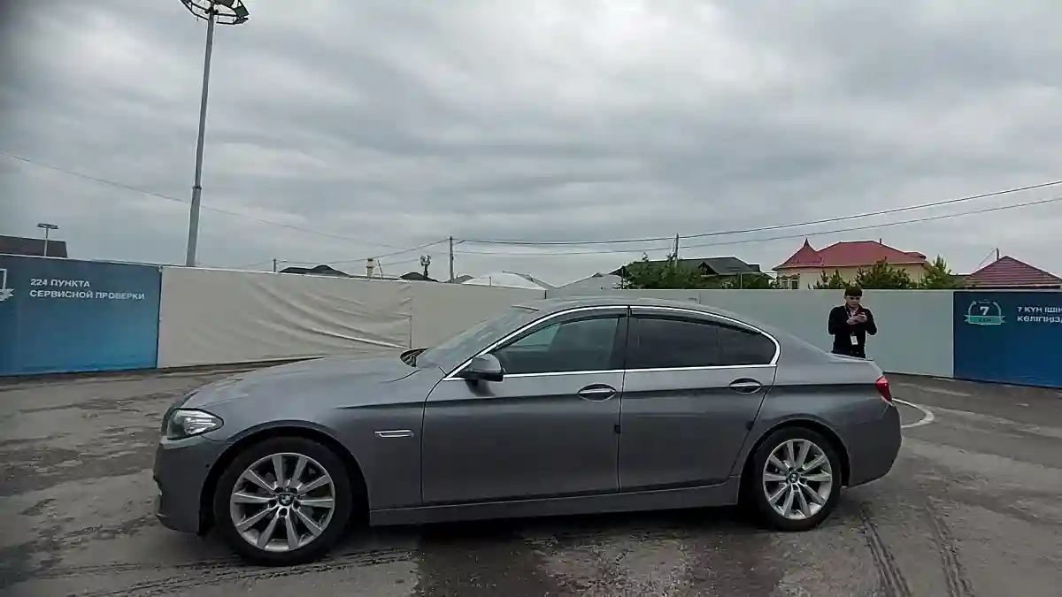 BMW 5 серии 2015 года за 12 000 000 тг. в Шымкент