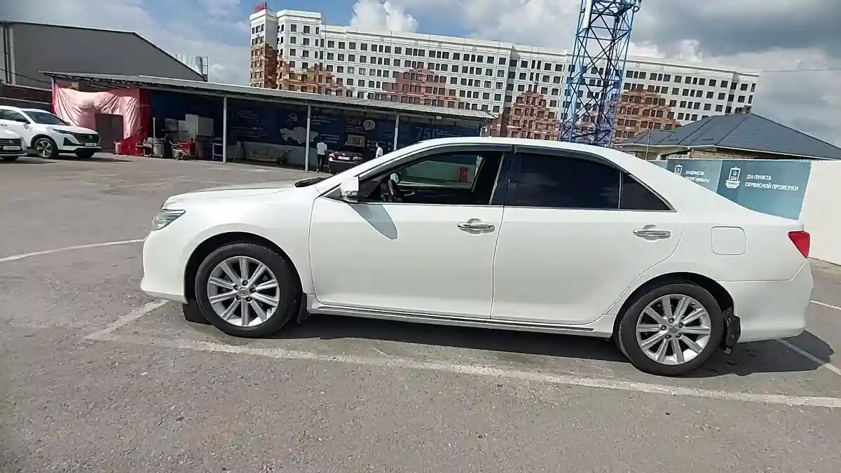 Toyota Camry 2011 года за 8 740 000 тг. в Шымкент