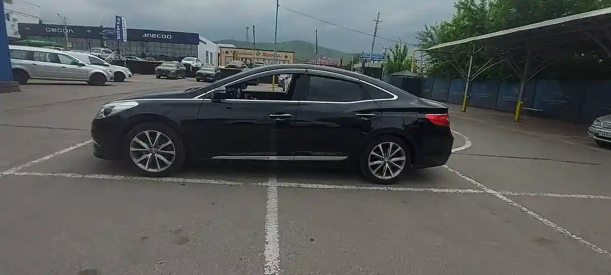 Hyundai Grandeur 2015 года за 9 500 000 тг. в Алматы