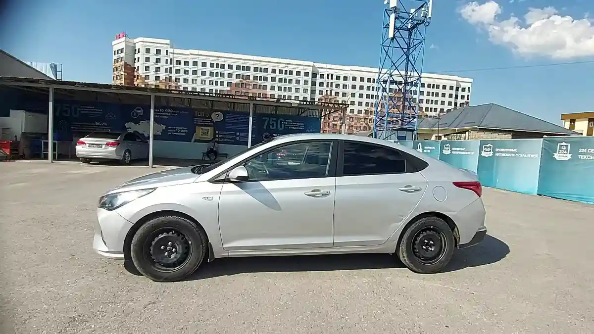 Hyundai Accent 2023 года за 6 200 000 тг. в Шымкент
