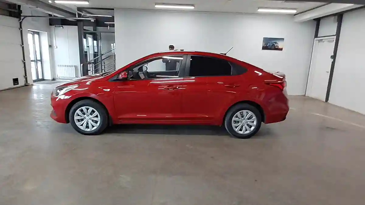 Hyundai Accent 2019 года за 6 000 000 тг. в Астана