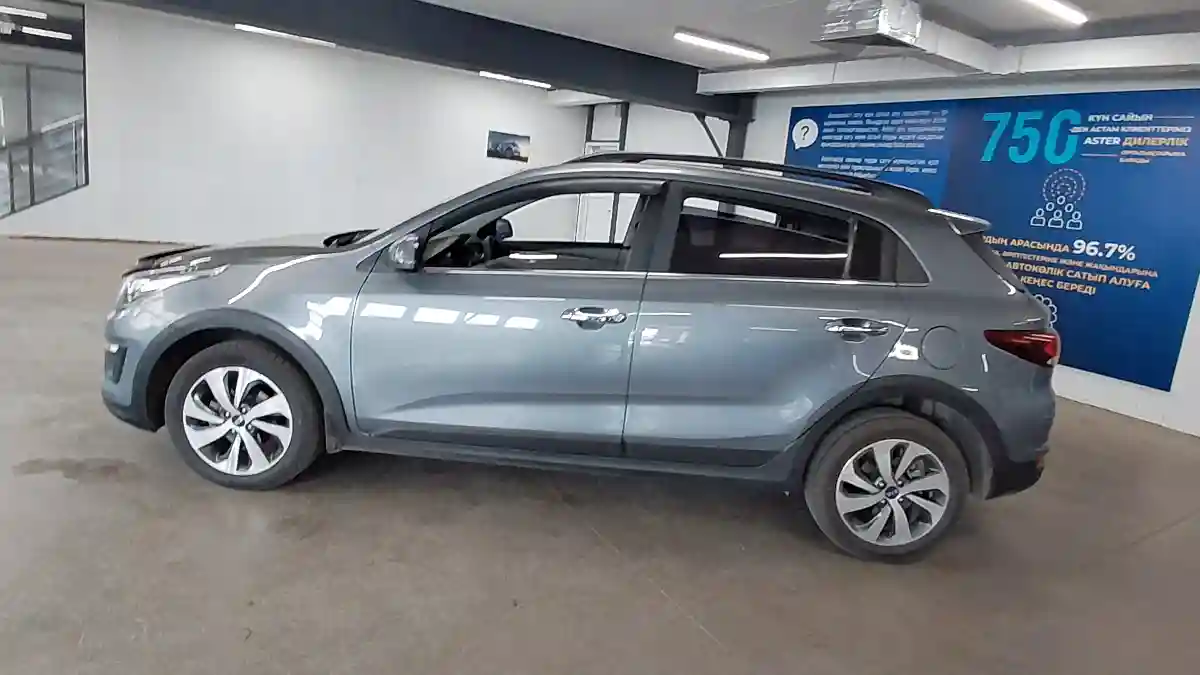 Kia Rio 2020 года за 7 500 000 тг. в Астана