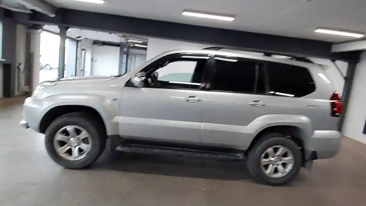Toyota Land Cruiser Prado 2004 года за 9 000 000 тг. в Астана