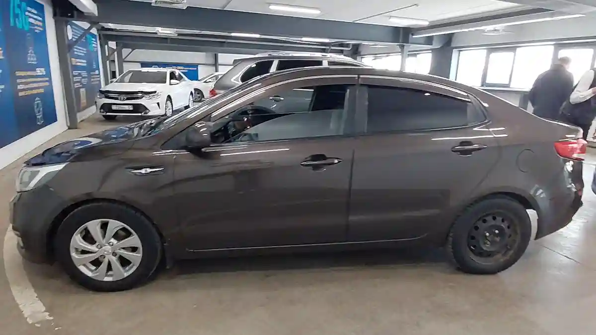 Kia Rio 2015 года за 4 200 000 тг. в Астана