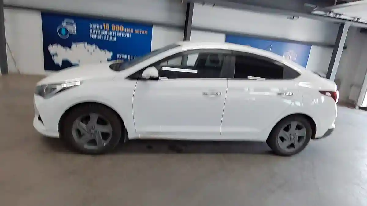 Hyundai Accent 2021 года за 7 800 000 тг. в Астана