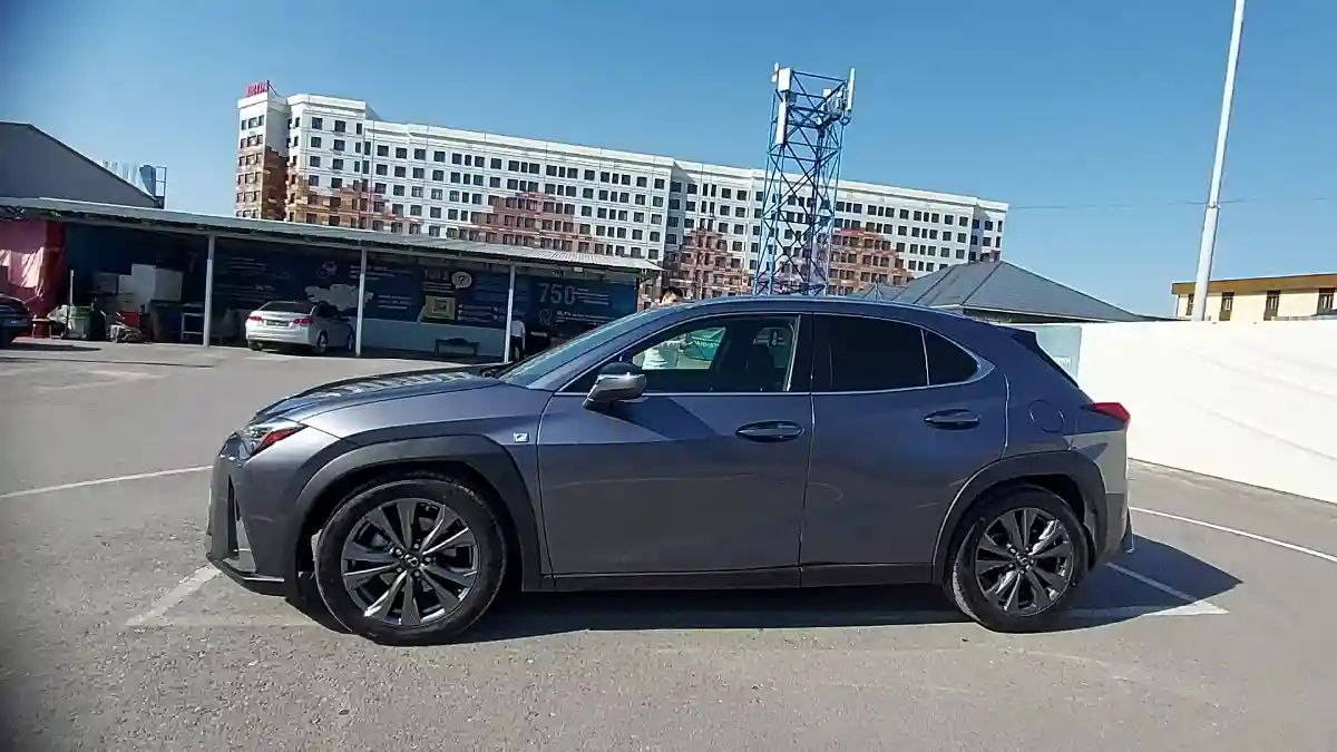 Lexus UX 2019 года за 16 000 000 тг. в Шымкент