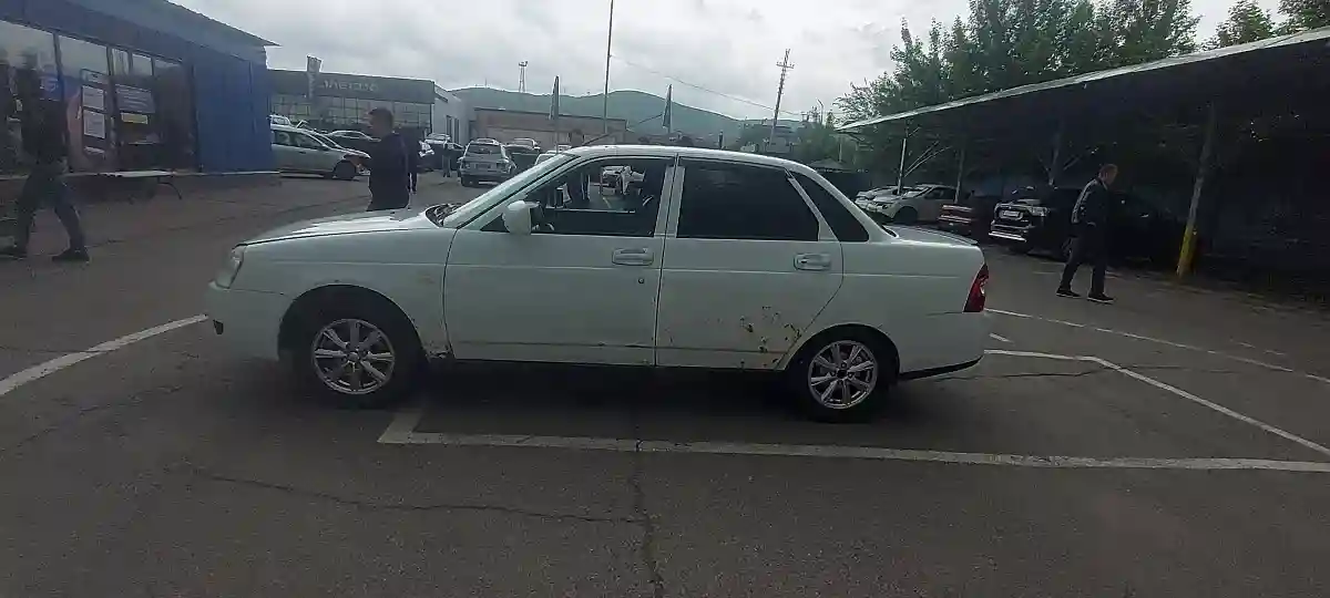 LADA (ВАЗ) Priora 2013 года за 1 200 000 тг. в Алматы
