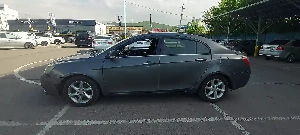 Geely Emgrand 2013 года за 2 000 000 тг. в Алматы