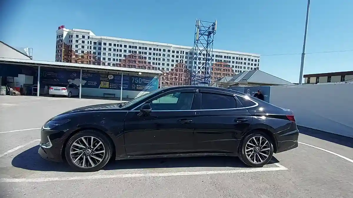Hyundai Sonata 2022 года за 12 500 000 тг. в Шымкент