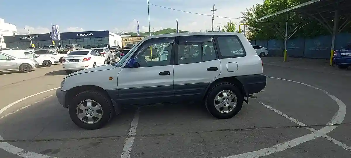 Toyota RAV4 1996 года за 2 000 000 тг. в Алматы