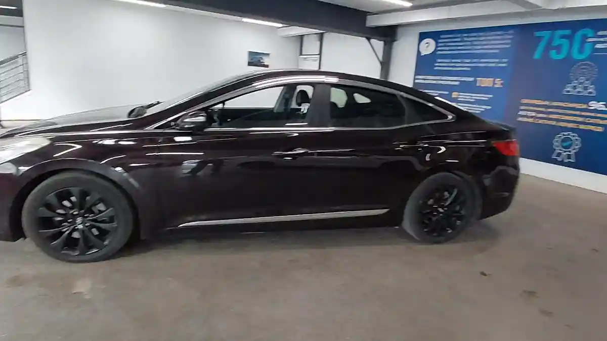 Hyundai Grandeur 2013 года за 7 700 000 тг. в Астана